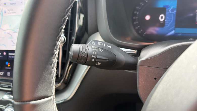 Volvo XC60 2.0 B5P Plus Black Edition 5dr AWD Geartronic Petrol Estate